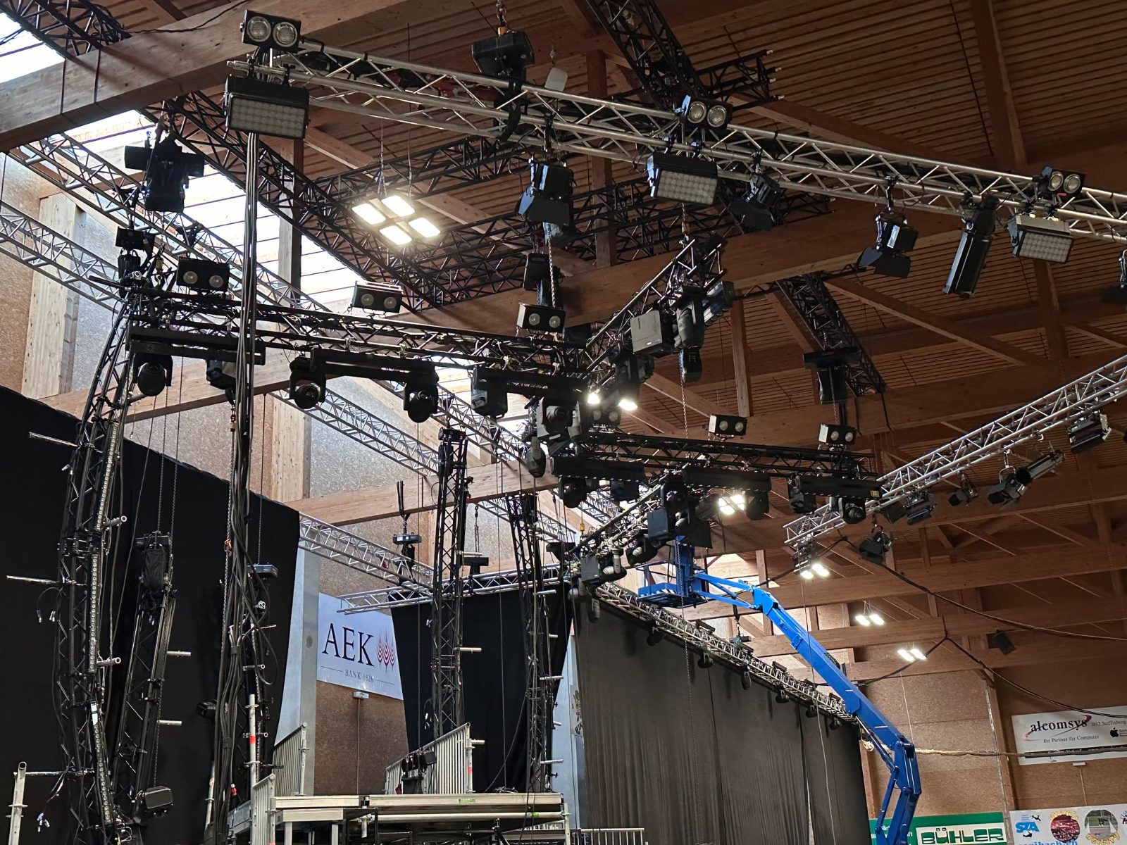 Rigging – Traversen, Motoren & Lasten
